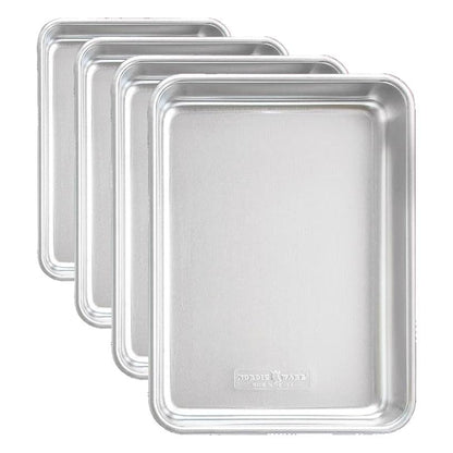 Nordic Ware Natural Aluminum Commercial Cake Pan with Lid, Rectangle Pan with Lid Silver, 9 x 13