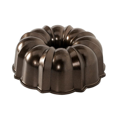 Nordic Ware Original Bundt, 12-Cup, Graphite
