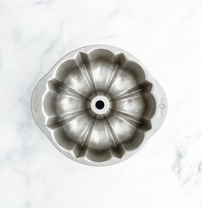 USA Pan Bakeware Nonstick Fluted Tube Cake Pan, Aluminized Steel 10-Inch